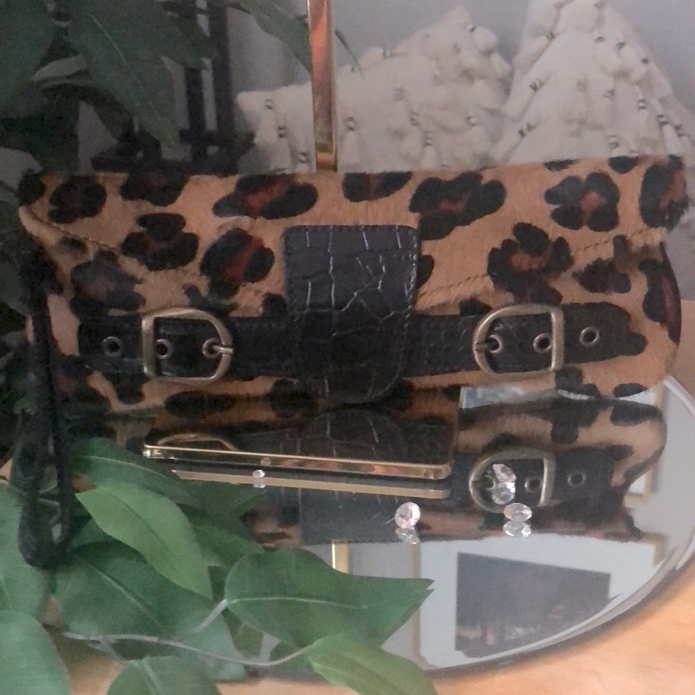NWOT MAURIZIO TAIUTI ITALIAN LEATHER CALF HAIR CLUTCH/WRISTLET
